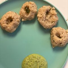 A picture of Red rice Pundi Gatti (Rice dumplings).