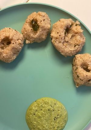 A picture of Red rice Pundi Gatti (Rice dumplings).