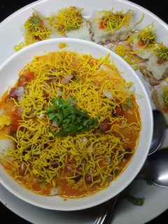 પાઉં રગડો રેસીપી મુખ્ય ફોટો