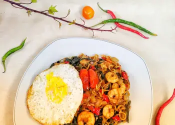 Resep Terbaik Indomie Cah Kangkung Terasi Ala Warung