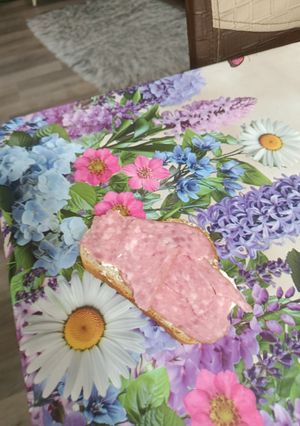 O poză a rețetei Felie de pâine cu salam și cremă de brânză :).