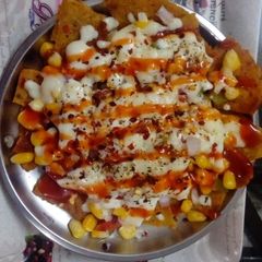 A picture of Cheese nachos chips.
