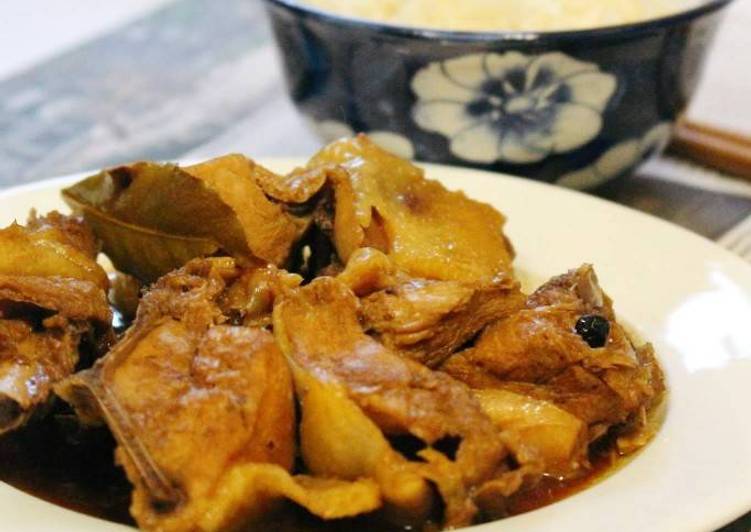 How to Prepare Quick Gà kho Adobo Filipino