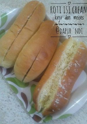 Foto resep Roti Isi Cream keju dan meises#BeraniBaking