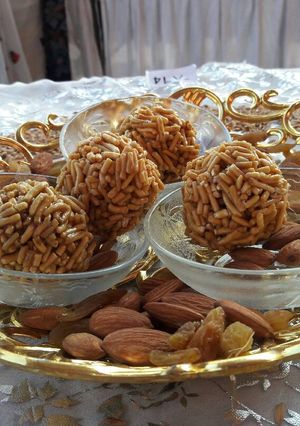 A picture of Kadi ladduu.
