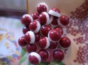 Una foto de gomitas de gelatina con leche