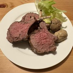 A picture of Oven-baked Lamb Rack 焗羊架.