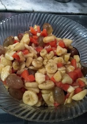 A picture of FRUIT CHAAT😋.