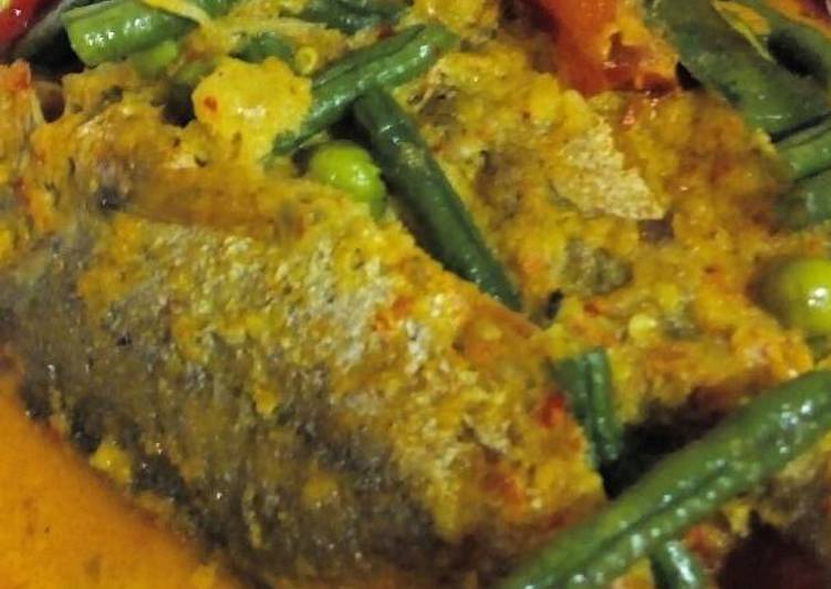Bagaimana Menyiapkan Gulai Ikan Kacang Panjang yang Menggugah Selera