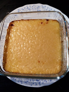 Una foto de Crema catalana con cáscara de naranja