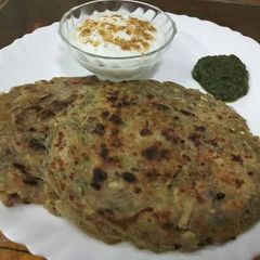 A picture of Leftover panipuri ke Pani ke parothe.
