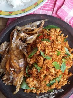 Foto resep Tempe Sambal Kelapa Daun Kemangi