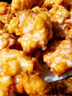 A picture of Peach Fritters.