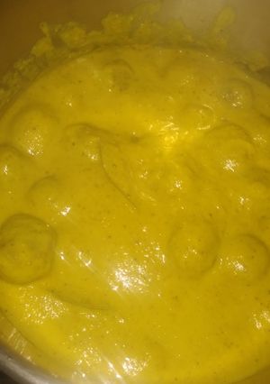 Una foto de Albóndigas en salsa estilo Porrilla de acelgas