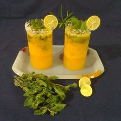A picture of Virgin mango mojito.