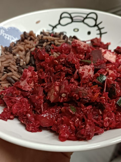 Una foto de Chilli vegano de remolacha y jaca