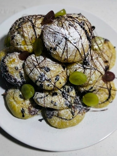 Una foto de Croquembouche