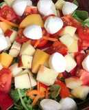 Salat đào 🍑 (Panzanella Salad)