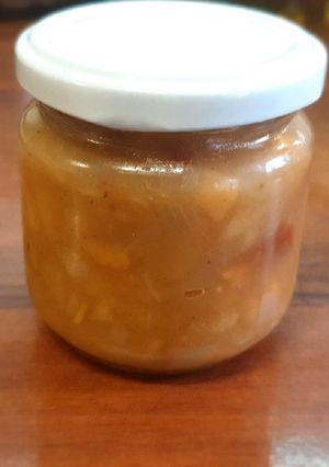 Birsalma-körte-alma chutney recept fotója