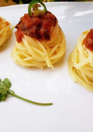 A picture of Easy chicken chow mein noodles.