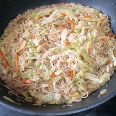 Pansit Bihon A picture of Pansit Bihon.