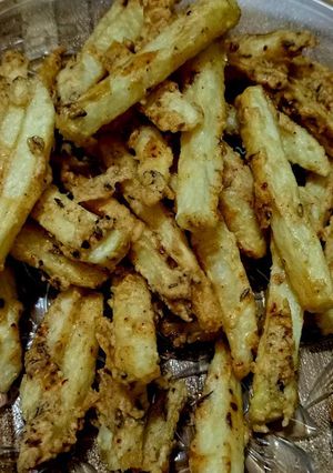 A picture of Masala fries.