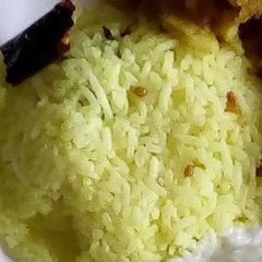 A picture of Lemon rice.