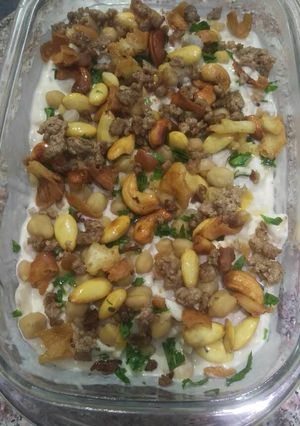 A picture of Hummus Fatteh.