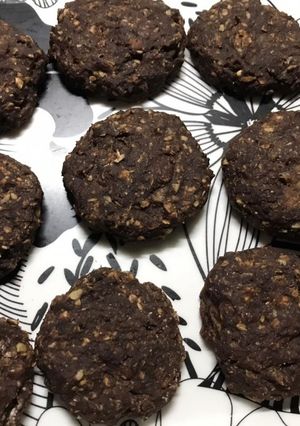 Una foto de Galletitas de banana, algarroba y avena