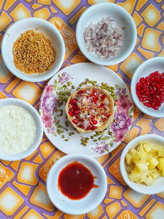 कटोरी चाट (Katori chaat recipe in hindi) रेसिपी मुख्य फोटो
