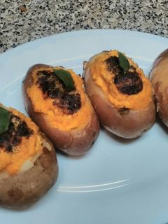 Una foto de Papa rellena