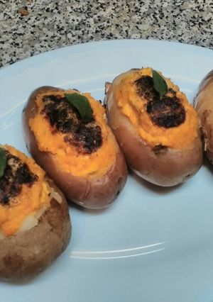 Una foto de Papa rellena