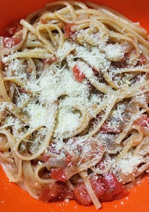 Una foto de SALSA RICA Y FÁCIL PARA PASTA!!!