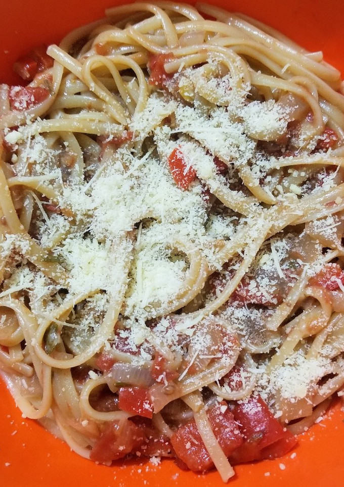 Una foto de SALSA RICA Y FÁCIL PARA PASTA!!!