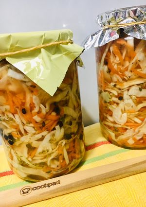 Una foto de ENCURTIDO DE REPOLLO (estilo Hondureño) 🤗👌😋