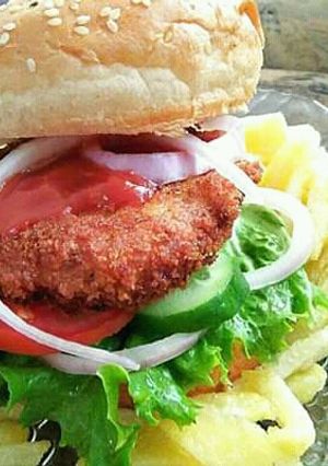 A picture of Chicken patty burger #ramadankitayari.