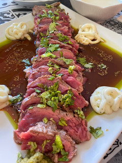 Una foto de Tataki de ternera