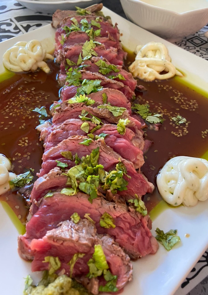 Una foto de Tataki de ternera