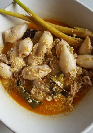 Foto resep Gulai cumi isi telor tahu