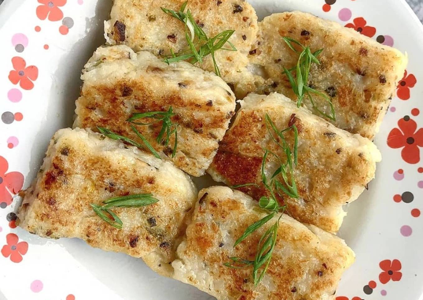 Kue Lobak / Chai Tau Kueh (Radish Cake)