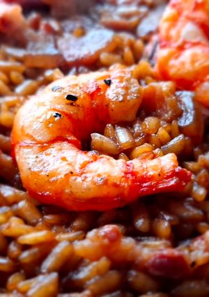 Una foto de Arroz con carabineros y guanciale