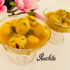 A picture of Mango Rasgulla.