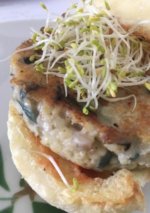 Una foto de Hamburguesas de mijo, cebolla y shiitake (sin gluten)