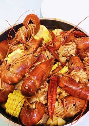 Hình của món Cách nấu Crawfish cực ngon ngấm gia vị.