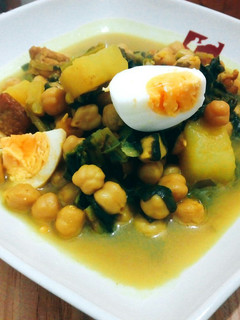 Una foto de Garbanzos con espinacas