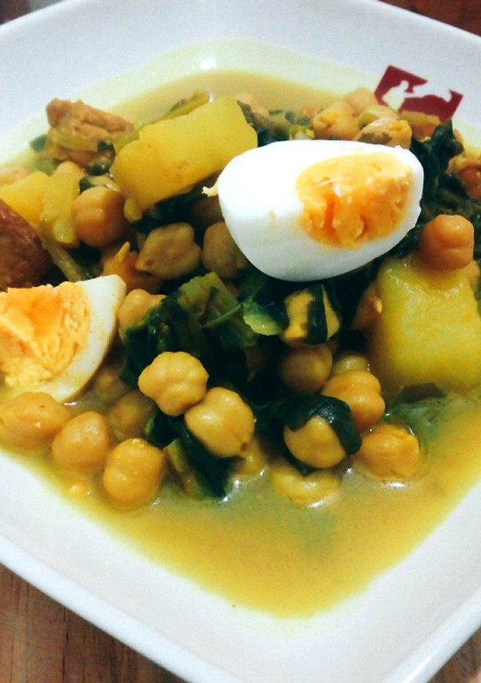 Una foto de Garbanzos con espinacas