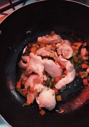 Una foto de Pollo a la mantequilla