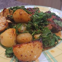 A picture of Honey and Mustard Chicken With Potatoes.