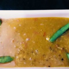 A picture of Urad chana dal.