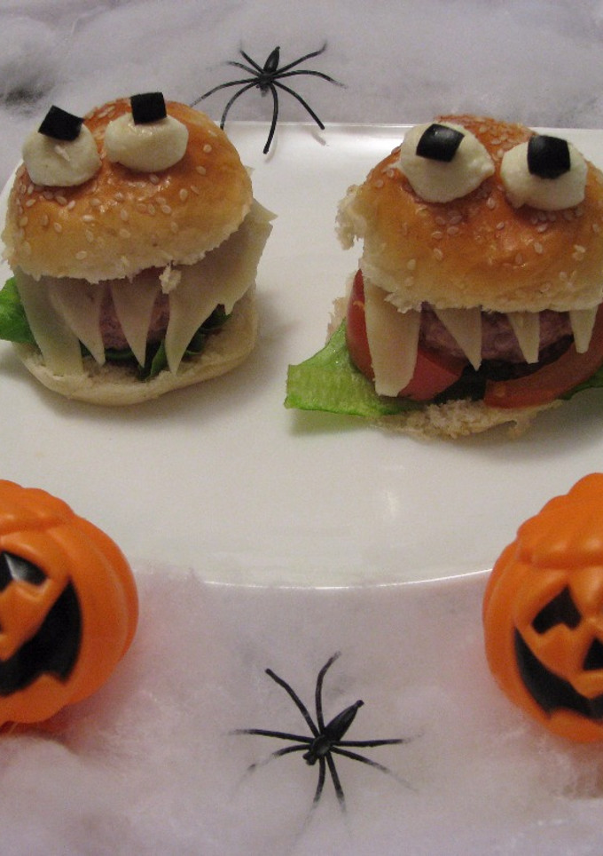 Una foto de Mini hamburguesas maléficas